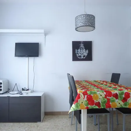 Estudio Aloe Fenals Costa Brava Vacances *